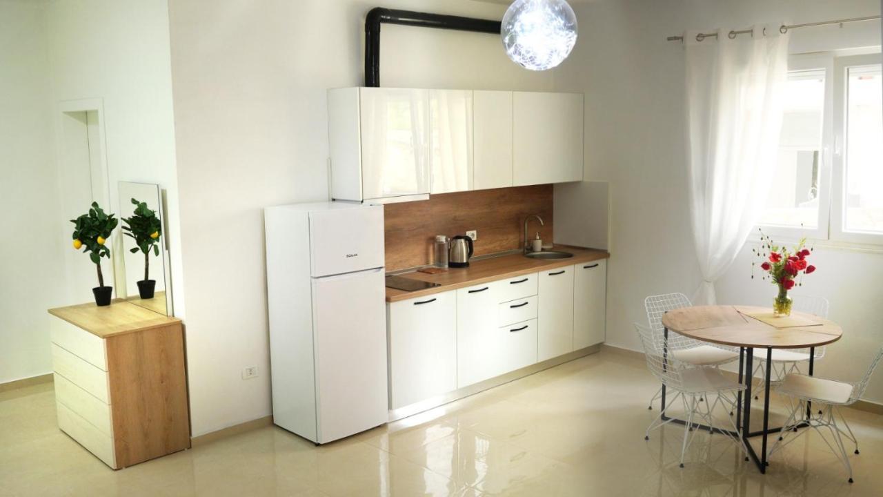 Balu Apartment Дуррес Экстерьер фото